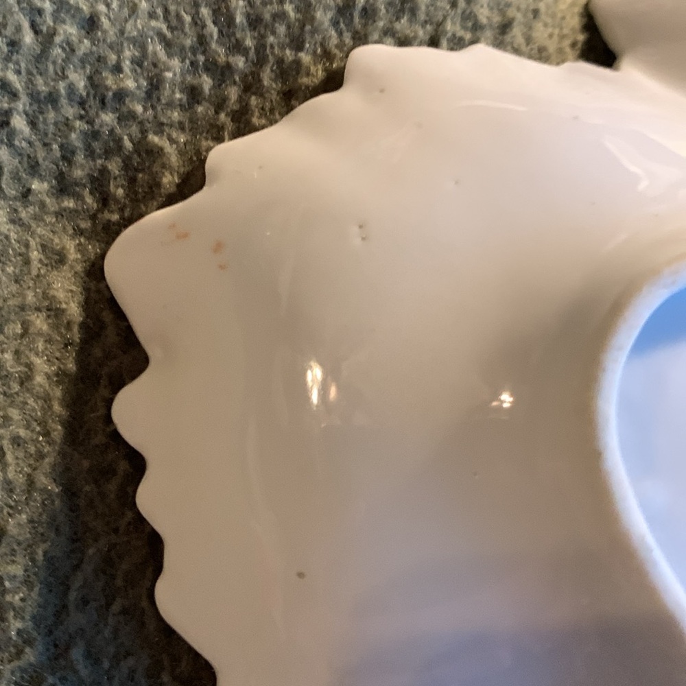 2 Vintage Leuchtenburg German bowls. Sizes approx 7.5” x 5” & 5.5” x 5.75” - Picture 11 of 15